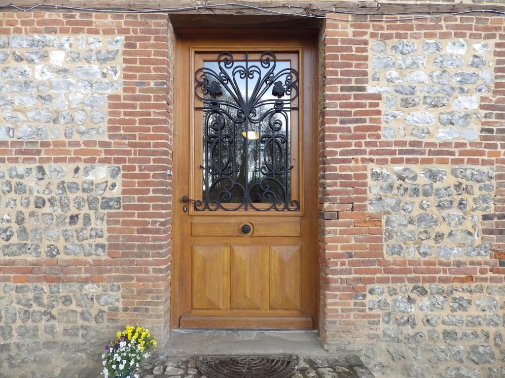 Ferme Clatot Hotel Les Trois Pierres Exterior photo
